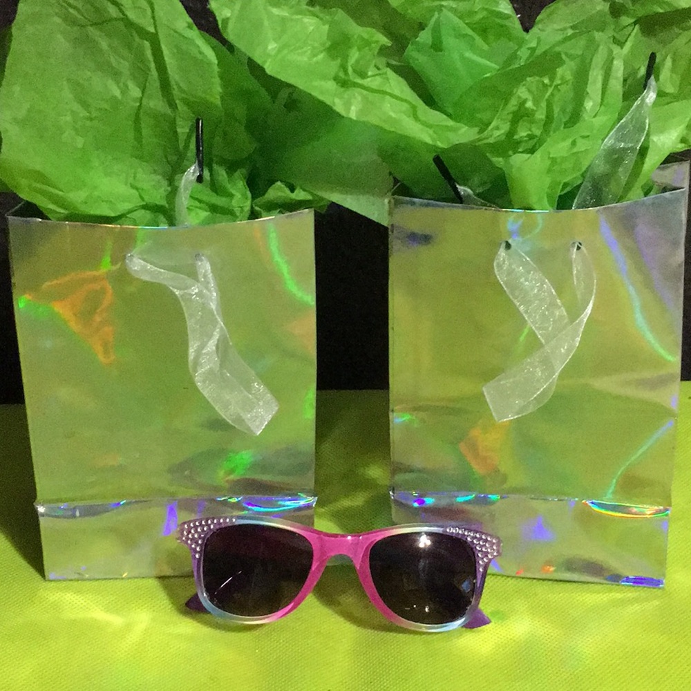 Kids sunglasses 🕶💋